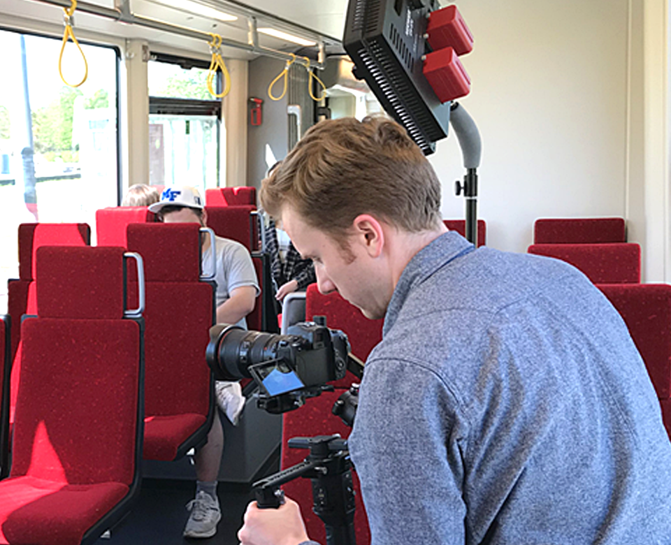 image title Bilder aus den Making-of-Aufnahmen eines AVG-Films.